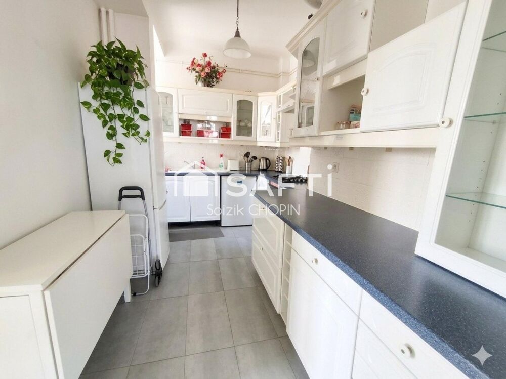 Bel appartement T4 vue sur la rade de Toulon