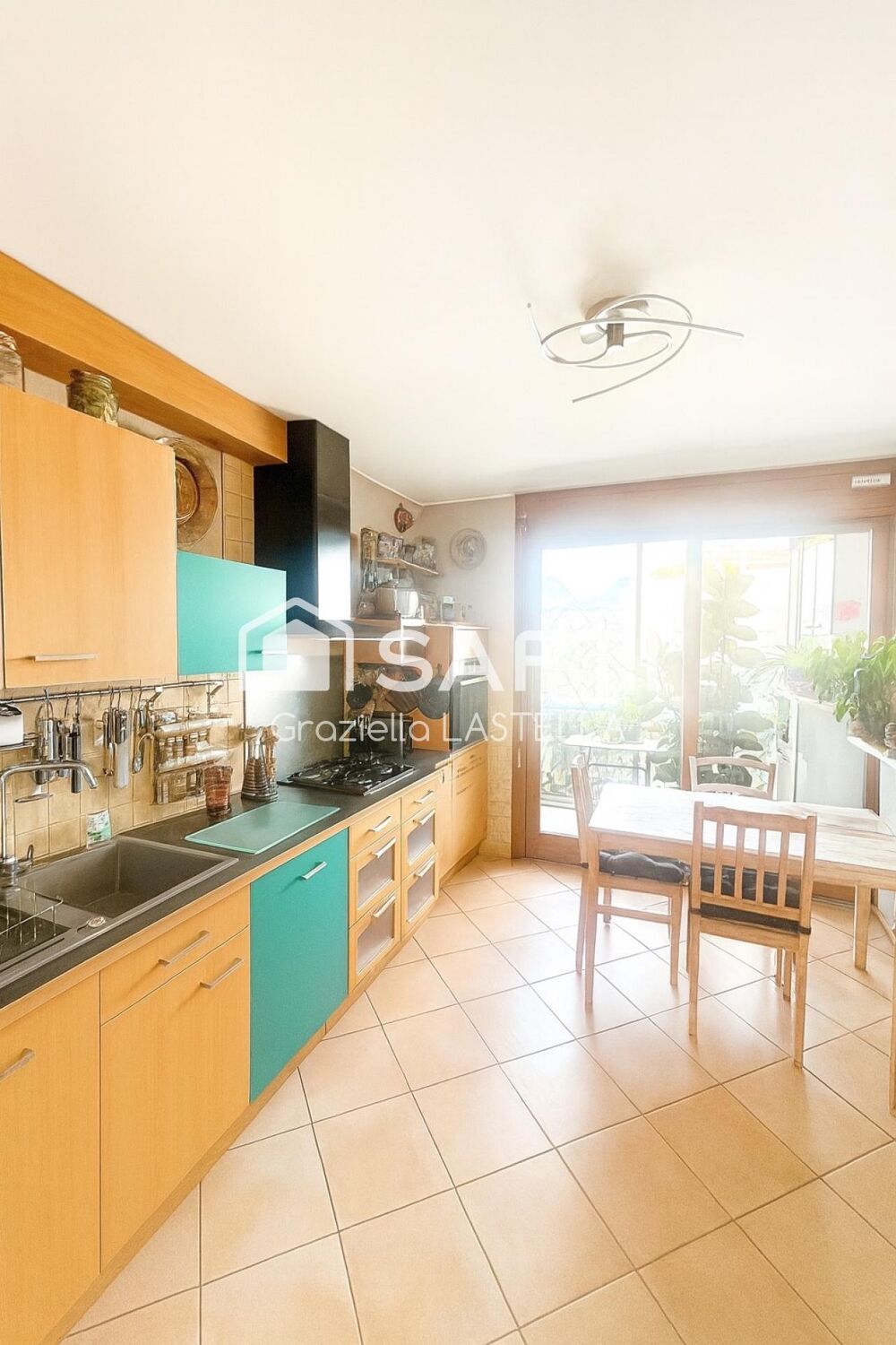 Vente Appartement T4 transformé en T3 de 88 m² - dernier étage - vue panoramique sur les montagnes Grenoble