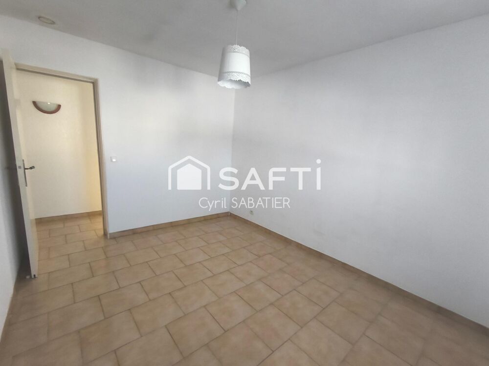 Maison 3 faces, 140m², 3 chambres, garage, sous sol