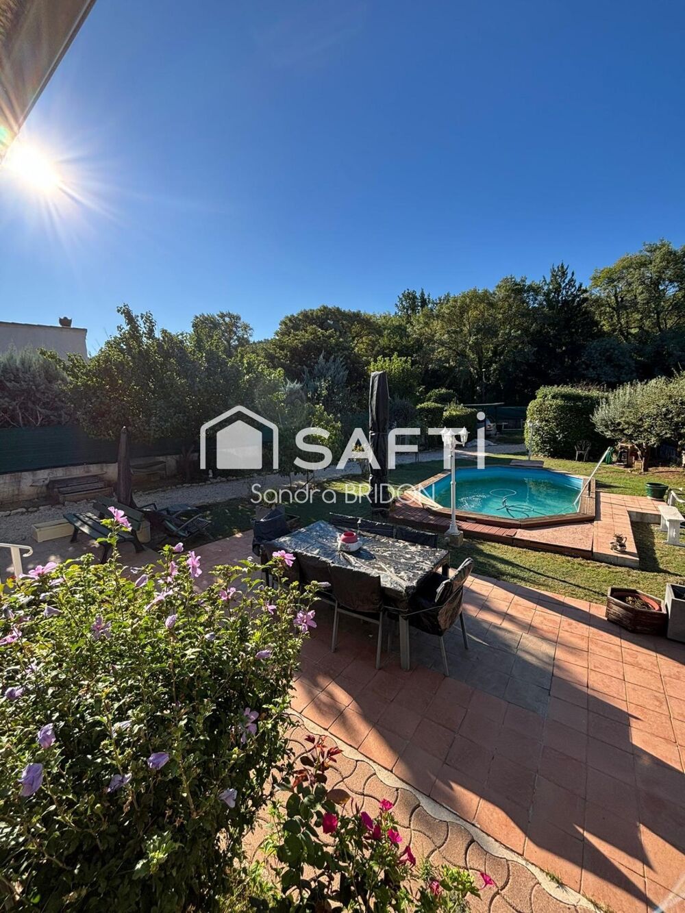 Vente Maison villa de plain pied avec joli jardin Vins-sur-caramy