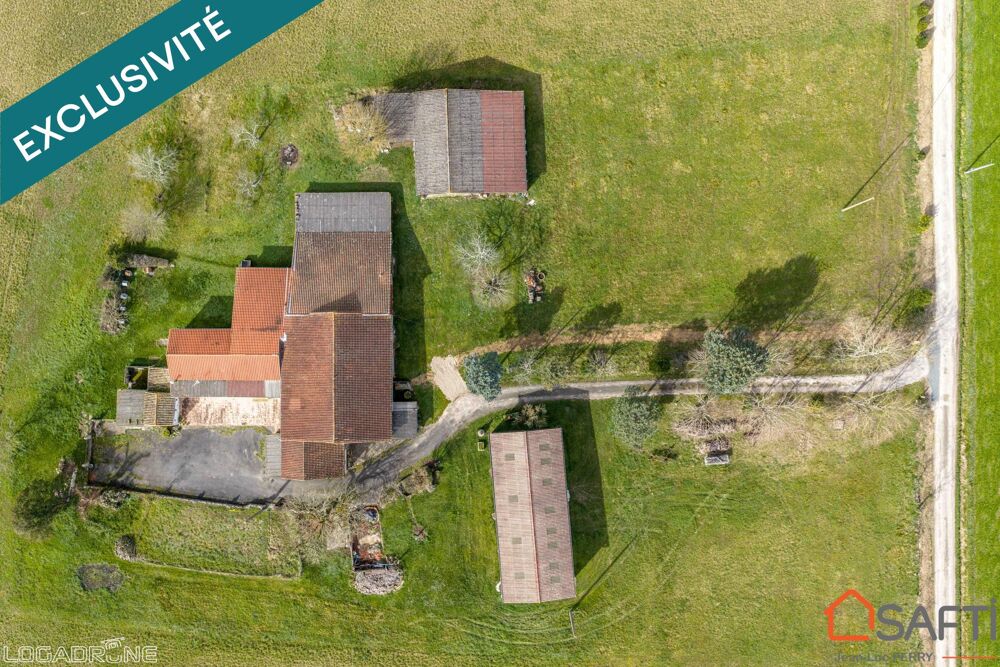 Ancienne ferme avec maison, grange et dépedances