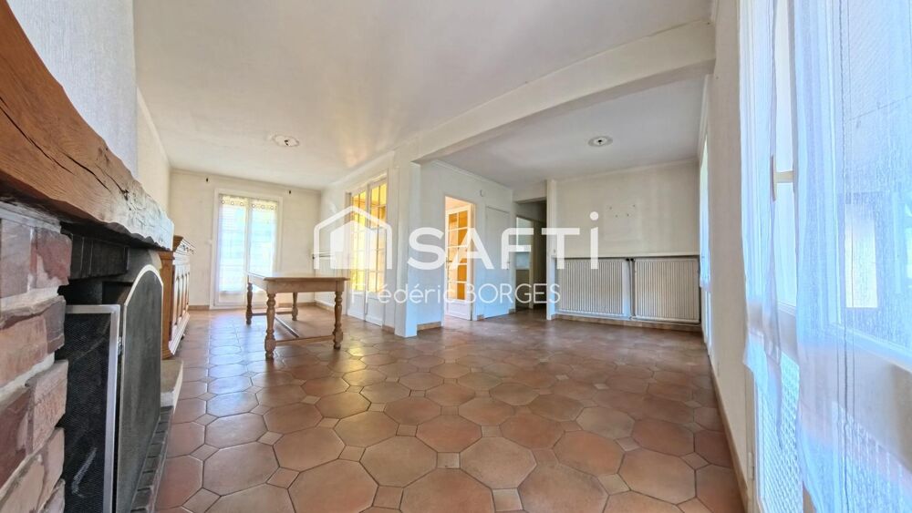 Vente Maison Maison Individuelle à Fort Potentiel - Quartier Saint-Martin - Jardin & Garage (Parcelle 563 m²) environ Saint-quentin