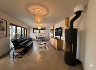  Maison � vendre 6 pi�ces 228 m�