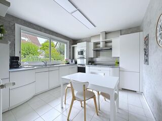 Maison à vendre 9 pièces 271 m²