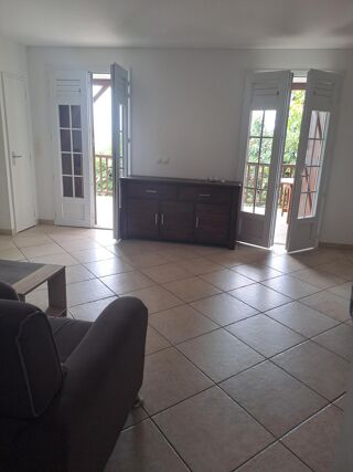  Appartement à louer 5 pièces 99 m²