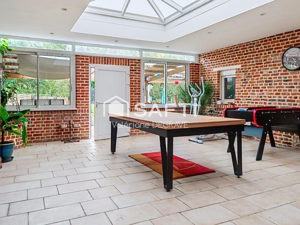 Vente Maison Maison 220 m² avec jardin et double garage La couture
