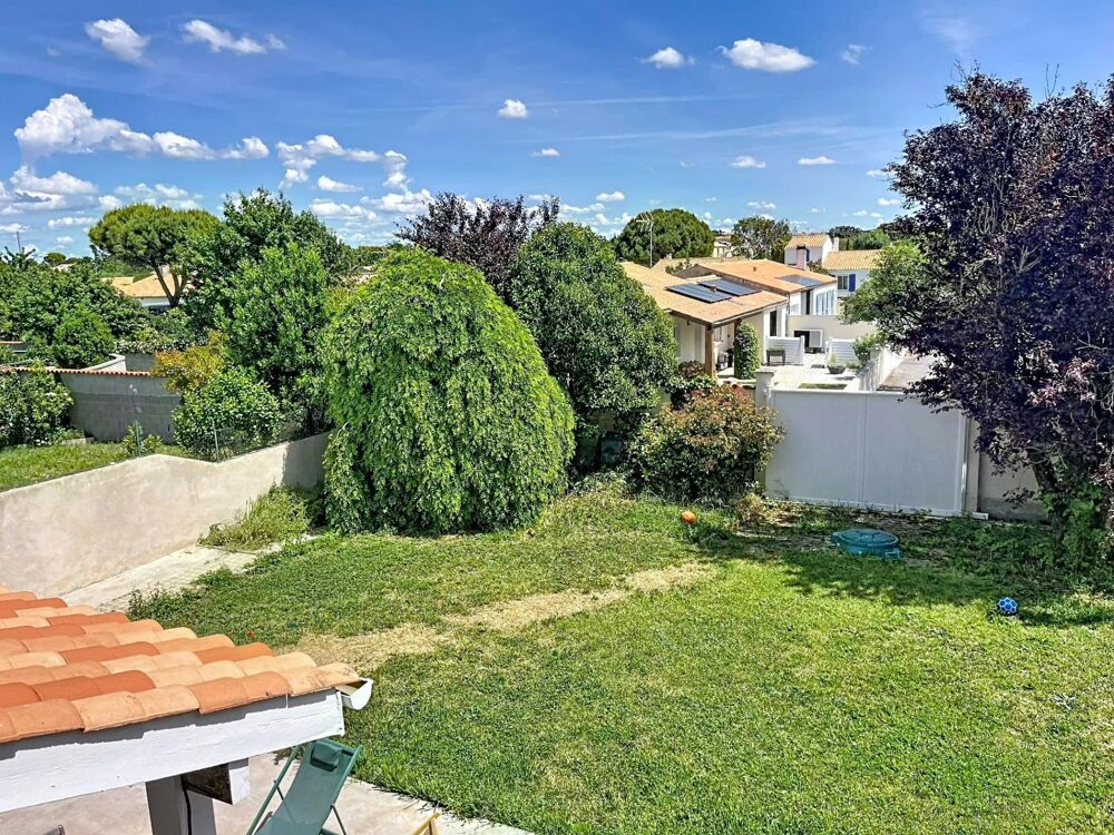 Maison familiale entièrement rénovée à deux pas du centre bourg et de la mer
