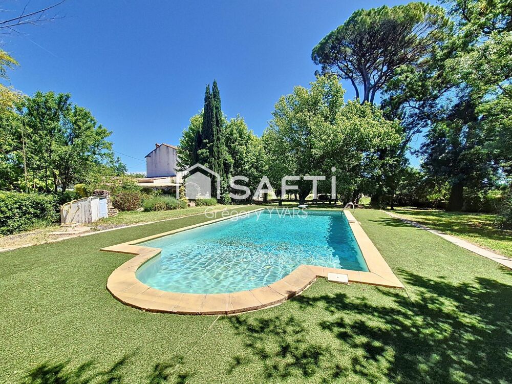 Vente Maison Bastide provençale de 335 m² avec annexes et piscine Le luc