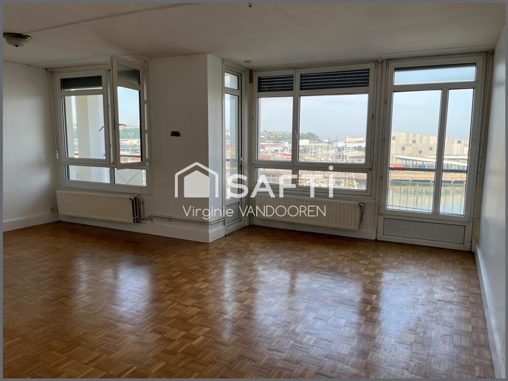 Appartement lumineux avec balcon et vue mer