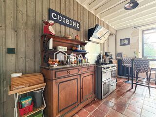 Maison à vendre 13 pièces 337 m²