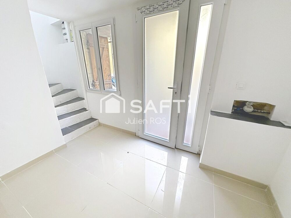 Maison de village T4 rénovée 70 m²  Terrasse tropézienne  Parking