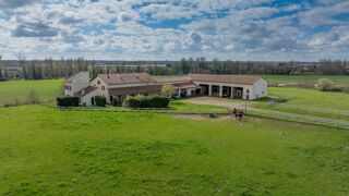  Maison � vendre 15 + pi�ces 454 m�