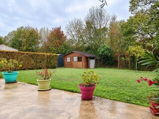 Vente Maison Maison de plain-pied – 3 chambres – Garage – Terrain de 795 m² Velluire sur vendee