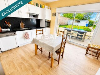  Immeuble à vendre 270 m²
