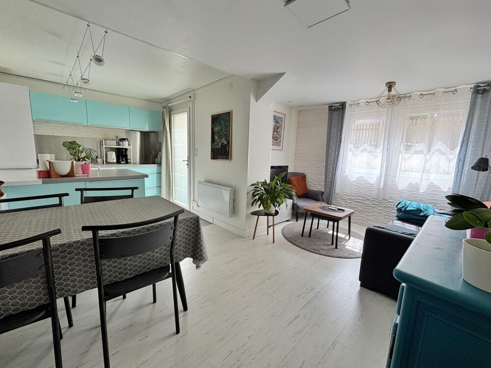 Maison avec terrasse sans charges de copropriété