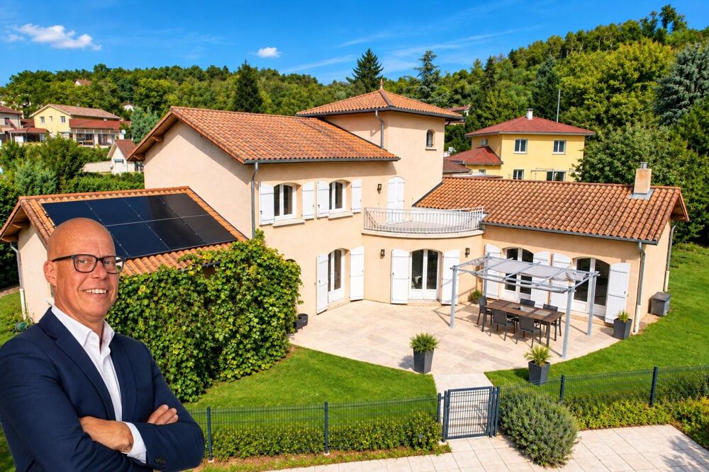 Vente Maison Maison de 200m² sur 1500m² de terrain avec piscine chauffée dans quartier résidentiel Charantonnay