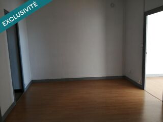  Immeuble  vendre 242 m