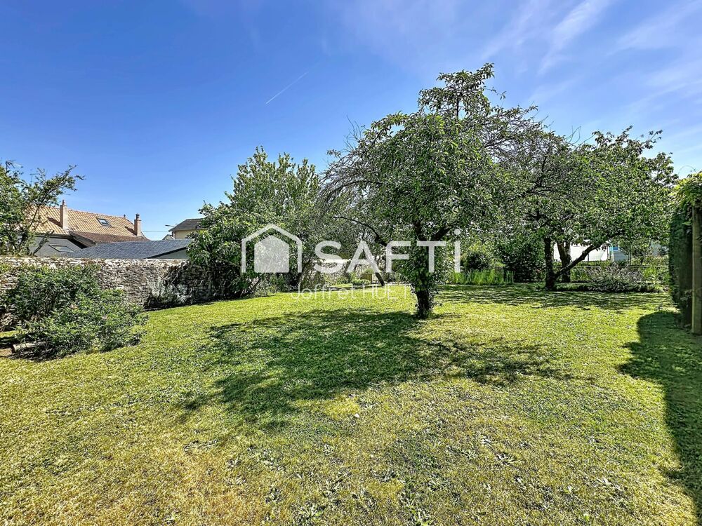 Vente Maison MAISON FAMILLIALE, 1300M2 DE TERRAIN, 5 CHAMBRES Sable-sur-sarthe
