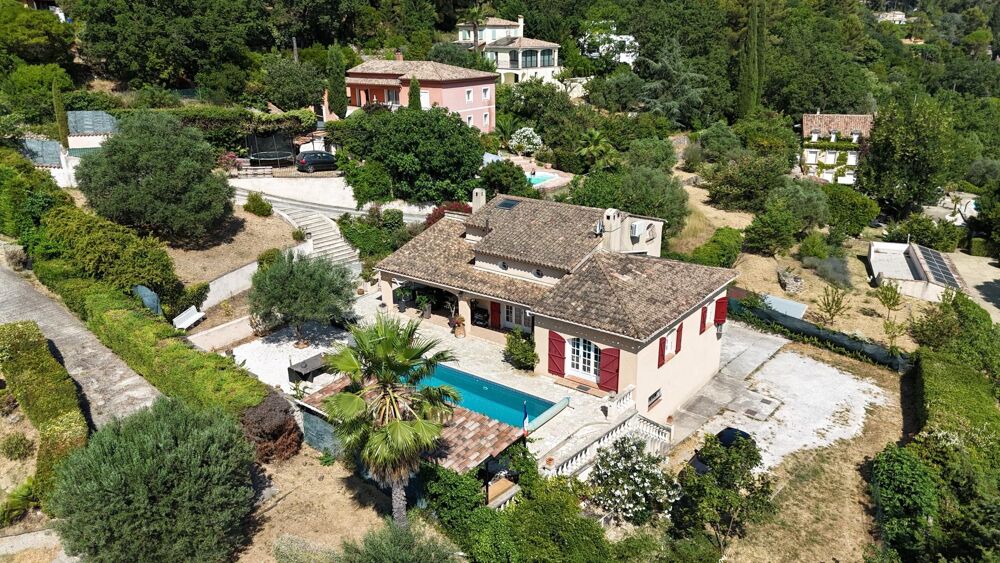 A vendre/ Maison de 144m² avec piscine.