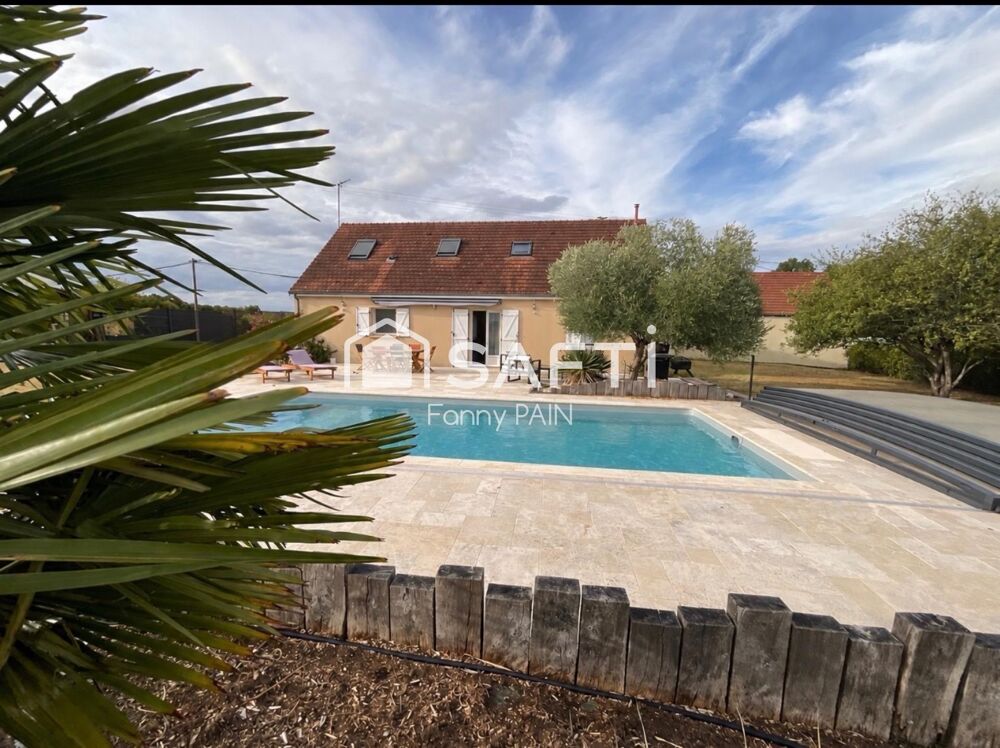 Maison familiale de 2004 avec dépendance de 68 m² et piscine