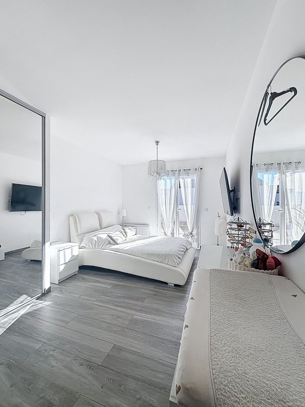 Vente Maison Maison 4 pièces récente avec jardin et garage Pouzolles