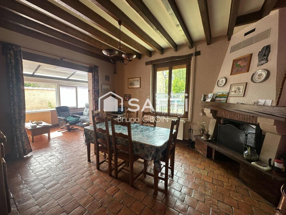 Vente Maison Maison 134 m², 4 pièces, 3 chambres, garage, jardin Gien