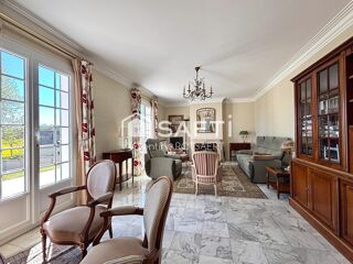  Maison à vendre 9 pièces 216 m²