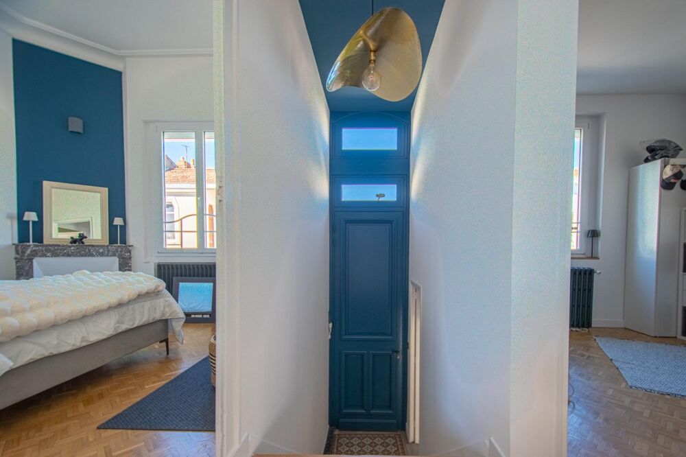 Vente Maison Échoppe, 4 chambres, jardin, dépendance et stationnement voiture Bordeaux