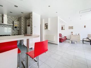  Appartement � vendre 4 pi�ces 97 m�