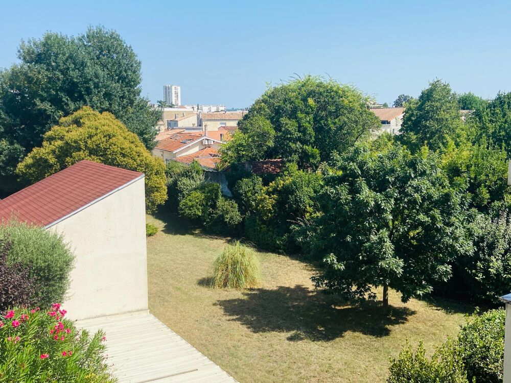 BARRIERE DU MEDOC / T3 TRAVERSANT 85m2 LUMINEUX RENOVE, BELLES PRESTATIONS / RESIDENCE VERDOYANTE / CAVE ET PARKING EN SOUS SOL
