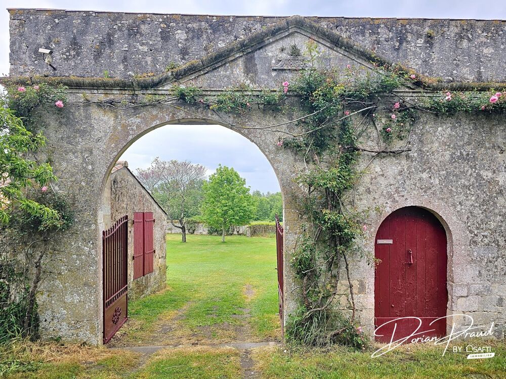Vente Maison Ancienne ferme avec plus de 9 hectares Saint-hilaire-de-riez