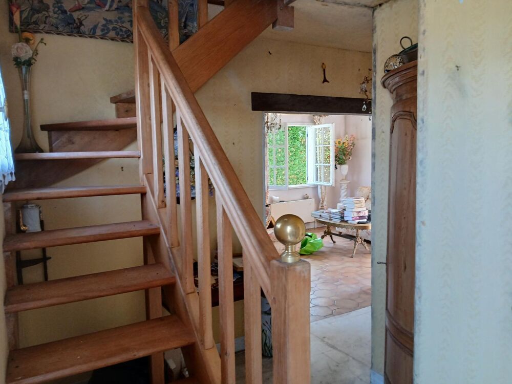 La chapelle longueville, dans un environnement calme, maison avec garage