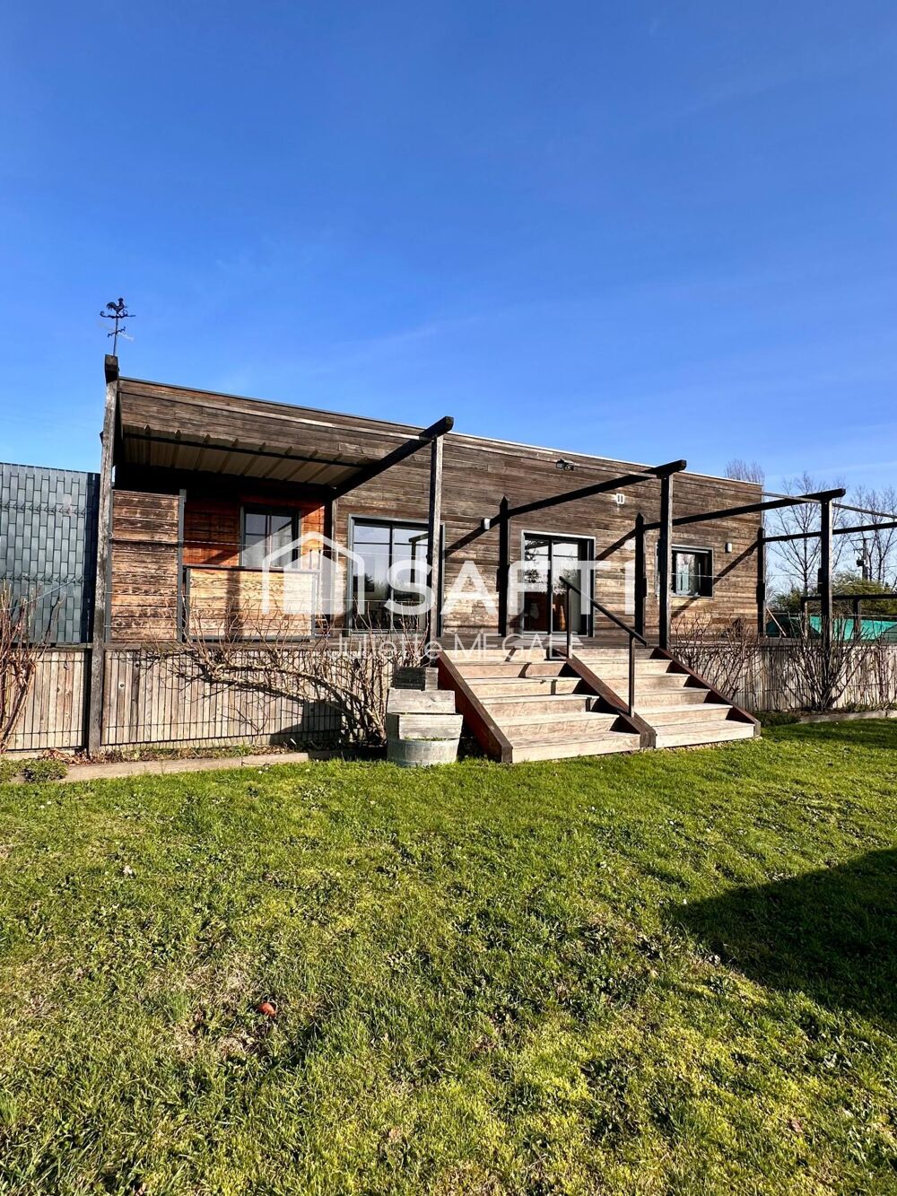 Maison contemporaine ossature bois  Cadre naturel privilégié
