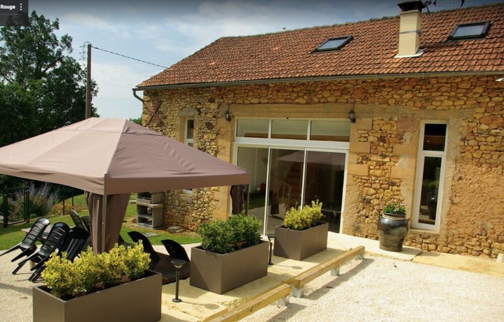 Superbe domaine avec 2 gîtes et 2 piscines Coux et Bigaroque