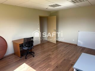   Bureaux 130 m2 avec 6 parkings Laval
