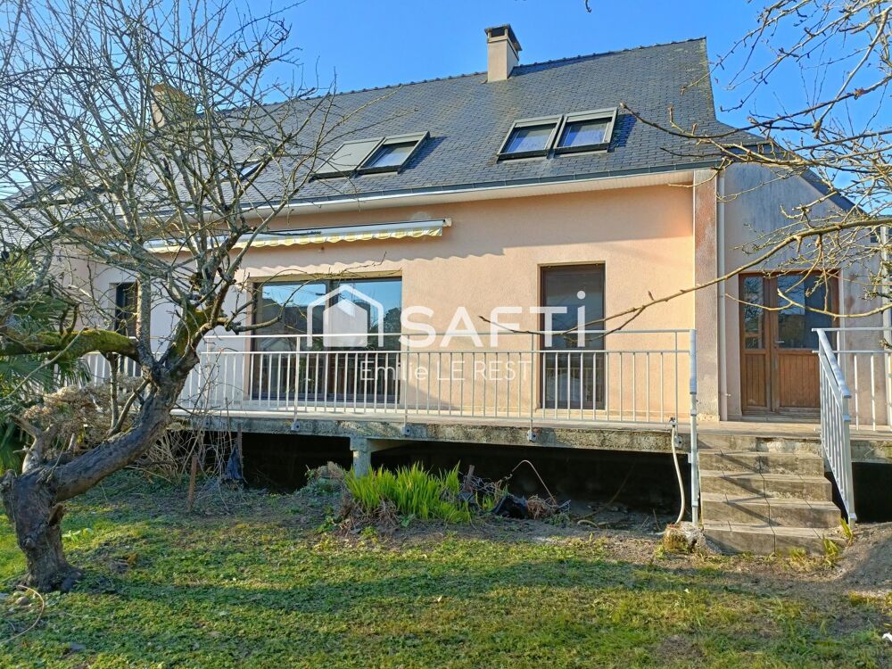 Vente Maison Maison 8 pièces 150m2 avec dépendance Chateaulin