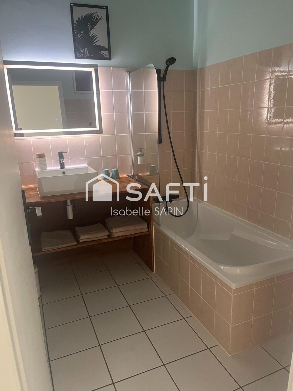 � vendre  Maison Neuville-de-Poitou (86170)