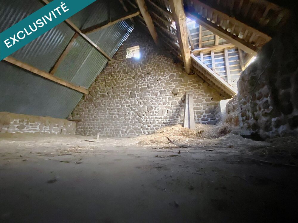 Vente Maison Grange 45 m² au sol, 2 niveaux possibles, mitoyenne d'un coté, terrain 280 m², La Carneille La carneille