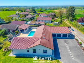  Maison � vendre 5 pi�ces 203 m�