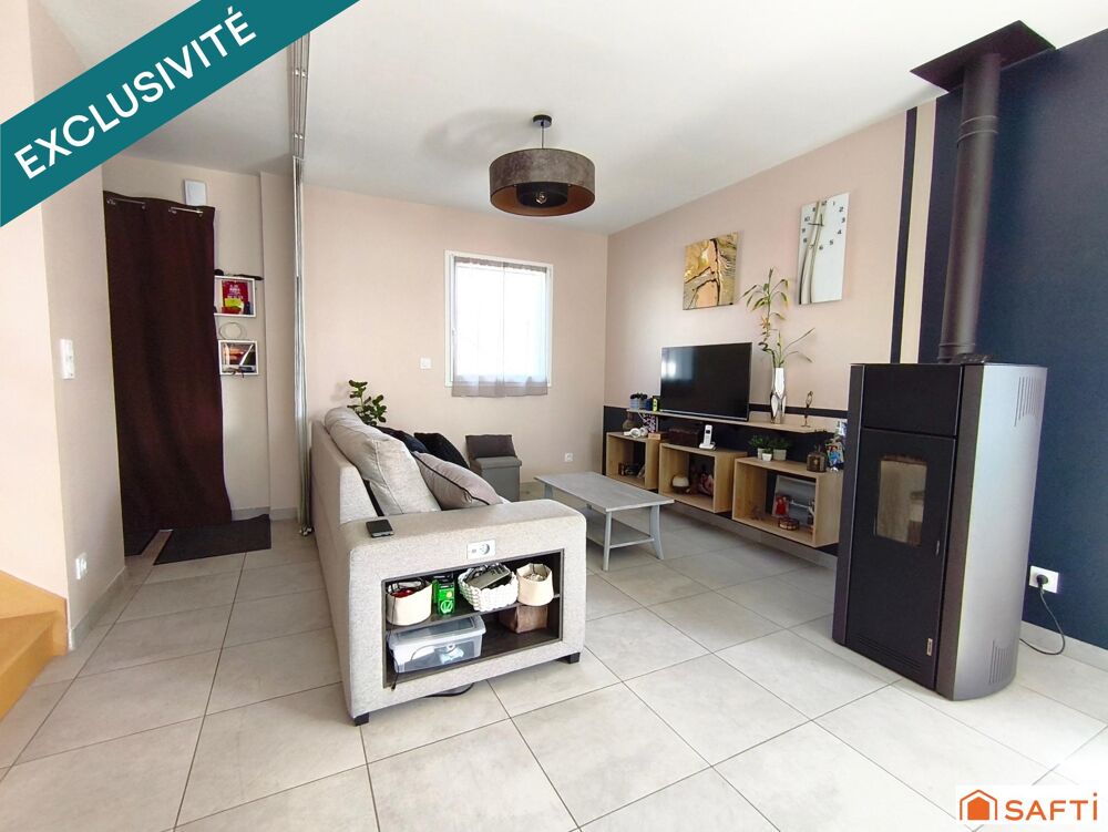 Maison contemporaine de 2019 avec commodités à pied