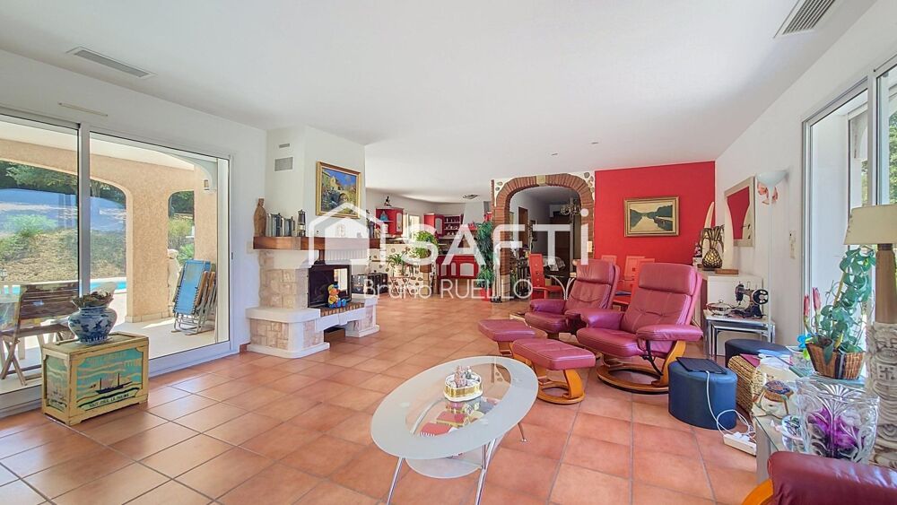 Vente Maison Villa de plain-pied 154 m² avec piscine sur plus de 5 000 m² – Montesquieu-des-Albères Montesquieu-des-alberes