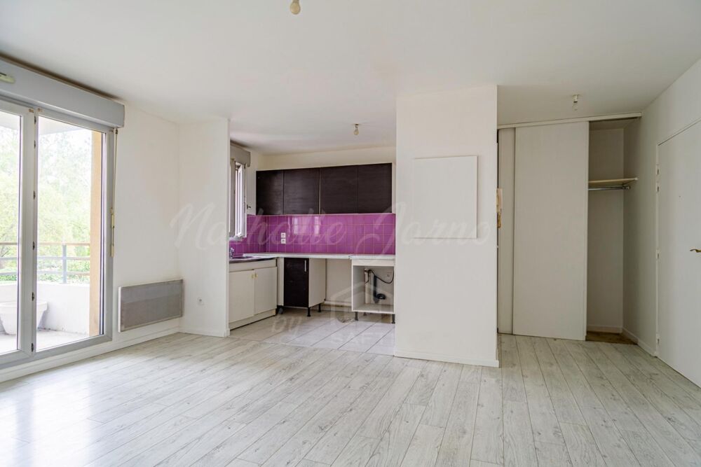 Appartement T2 42M2 1er étage résidence calme
