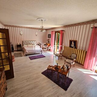  Maison à vendre 10 pièces 274 m²