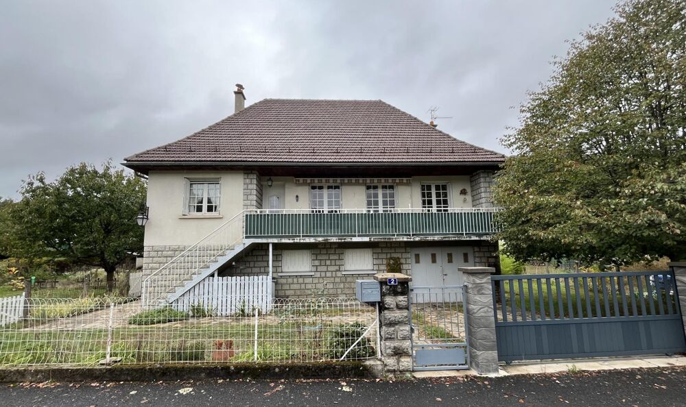Vente Maison Maison - 130m² - 6 pièces Champs-sur-tarentaine-marchal