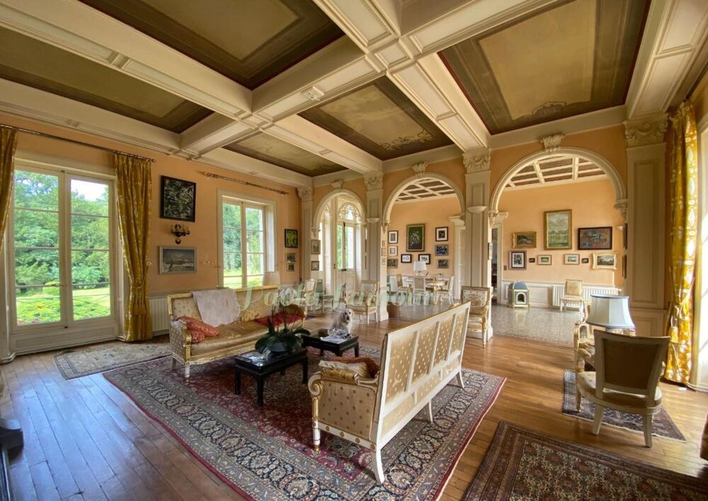 Vente Propriété/Château Superbe Château du début du XIXème à 3h30 de PARIS Jazeneuil
