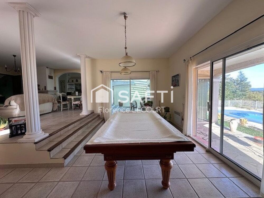 � vendre  Maison Saint-Maximin-la-Sainte-Baume (83470)
