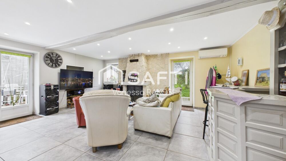 Vente Maison MAISON PLAIN PIED DE 94 M² + GITES 30 M² + ATELIER Saint-jean-d'angely
