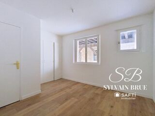  Appartement à louer 3 pièces 79 m²
