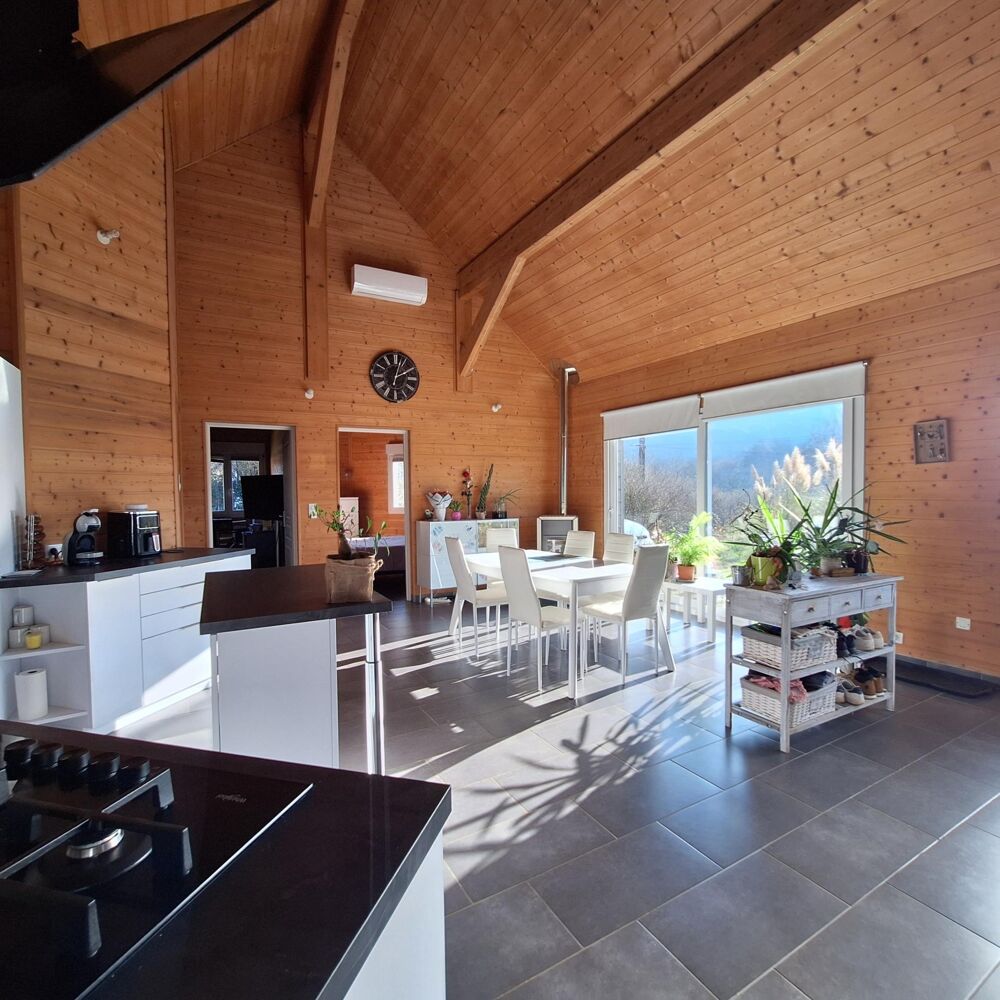 Pavillon plain pied , 4 chambres .