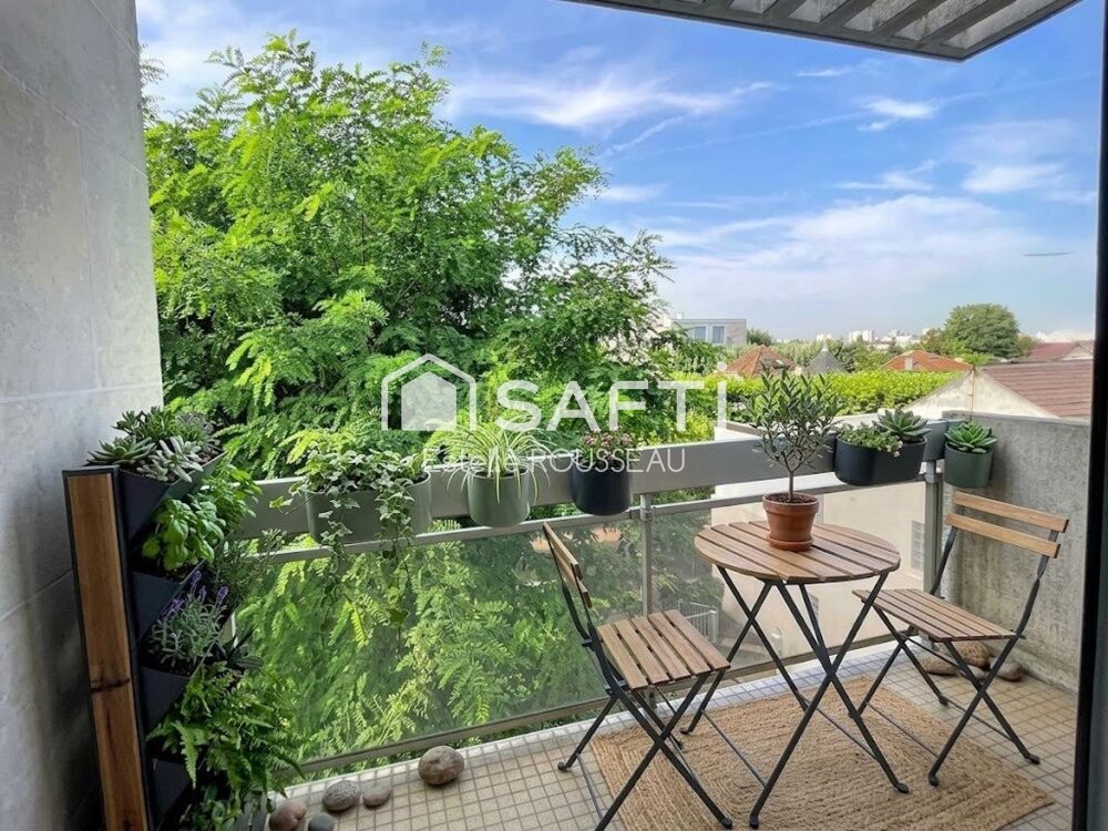 Appartement T4 au calme 7 mn à pied du RER Le Parc
